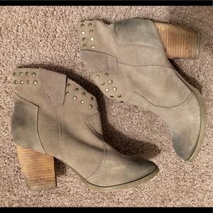 Steve Madden heeled booties